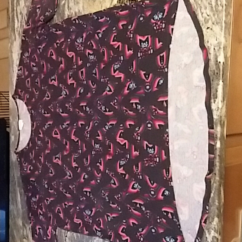 Lularoe shirt